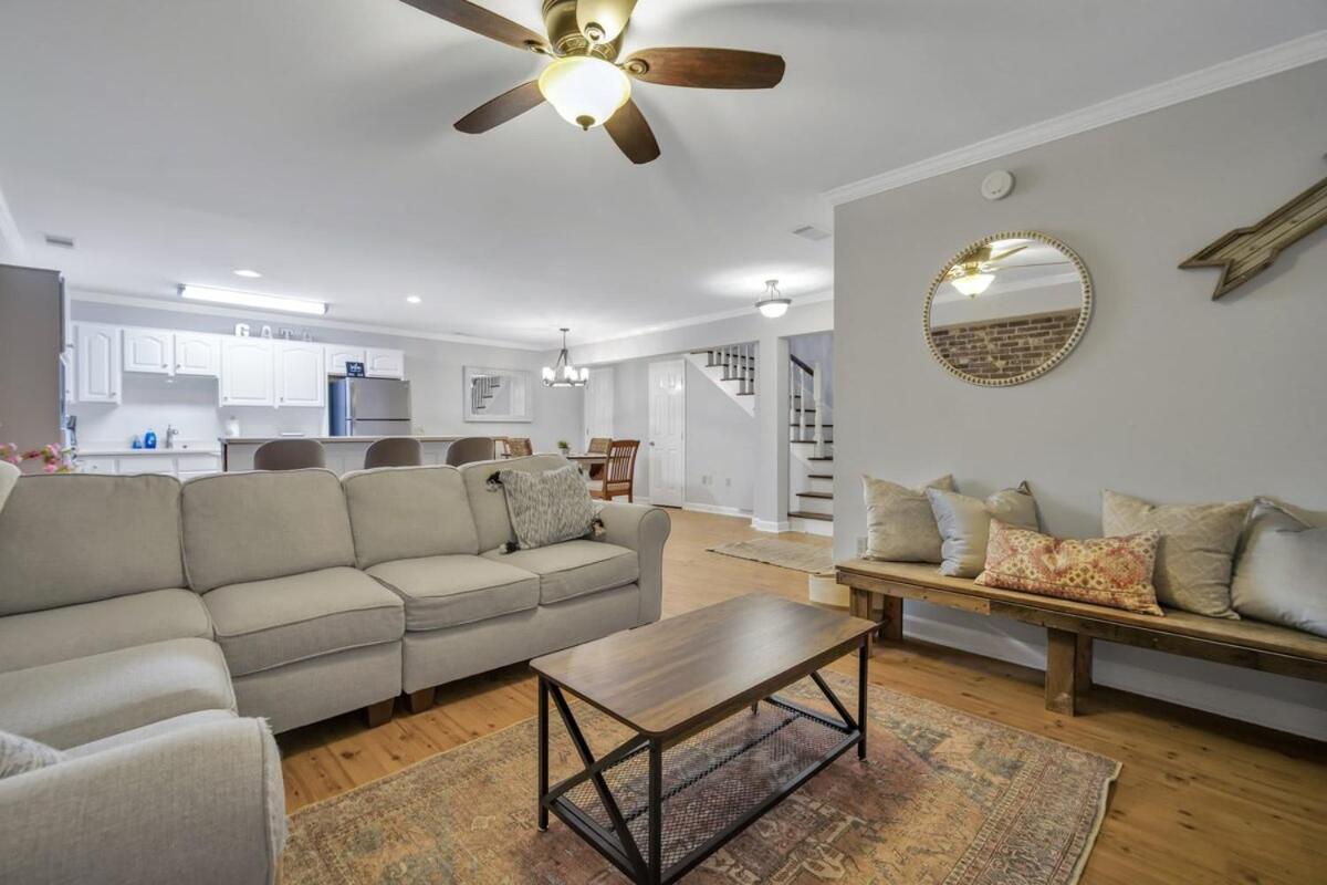 Freedom'S Flight - The Post Lofts Appartement Statesboro Buitenkant foto